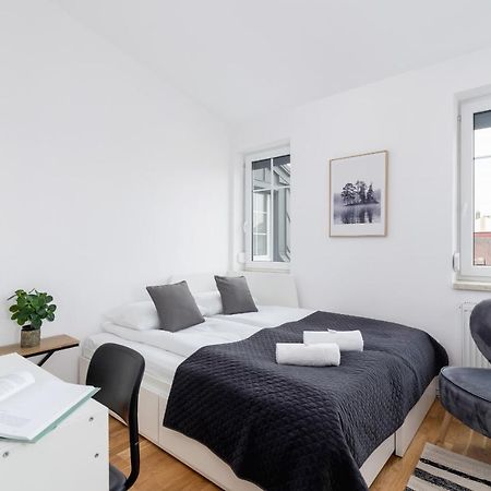 Radziwillowska Apartment Cracow Planty By Noclegi Renters Krakow Exterior photo