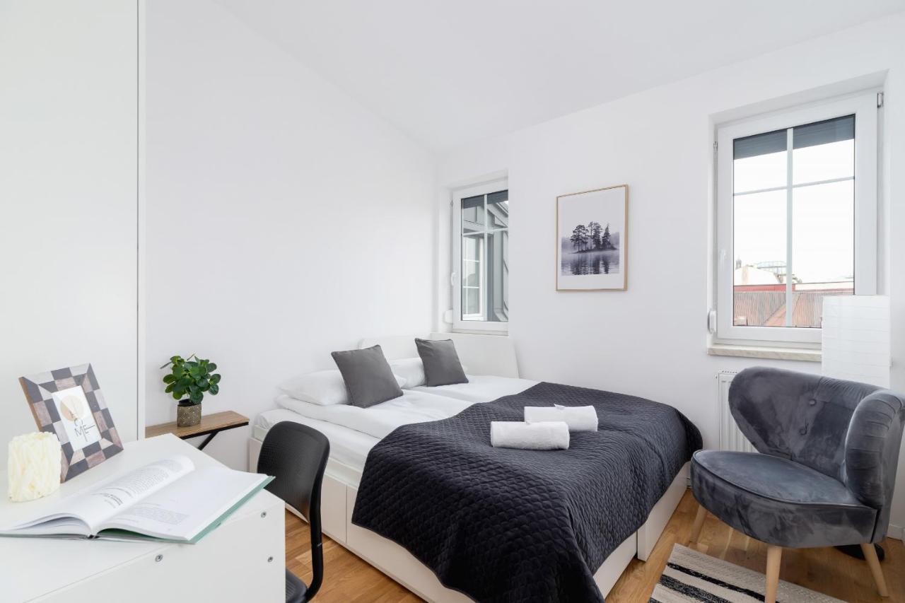Radziwillowska Apartment Cracow Planty By Noclegi Renters Krakow Exterior photo